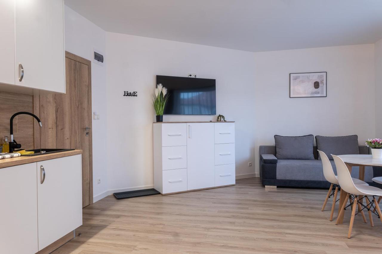 Apartamenty Aspen 卡尔帕奇 外观 照片