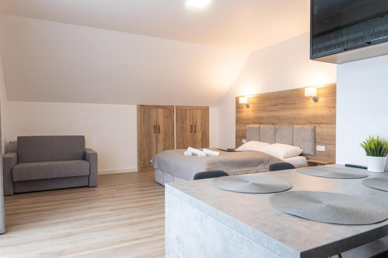 Apartamenty Aspen 卡尔帕奇 外观 照片